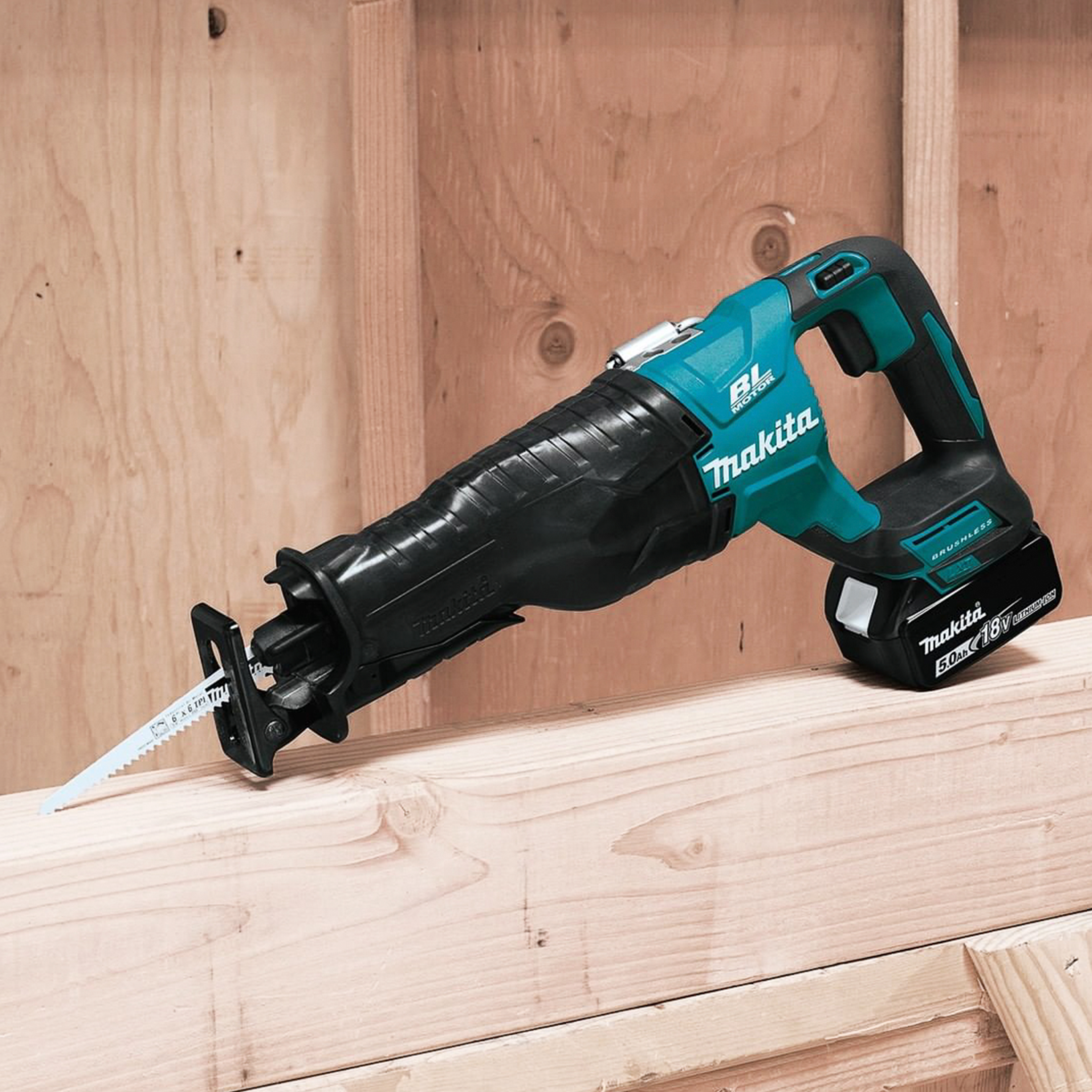 Makita JR3051TK Reciprocating Saw – SMVKT - Main Image